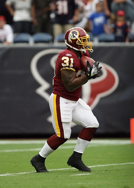 某位年轻球 某位年轻球